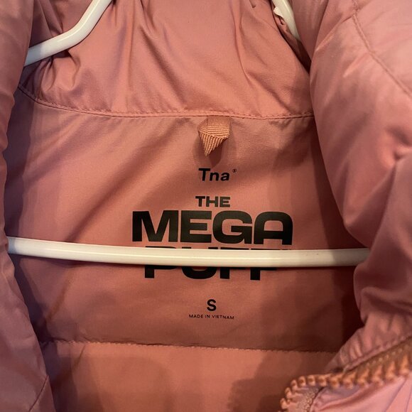 TNA Aritzia Goose Down Mega Puff Pink Puffer Jacket Coat Relaxed Fit Size Small - Picture 4 of 8